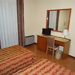 Paris 3*