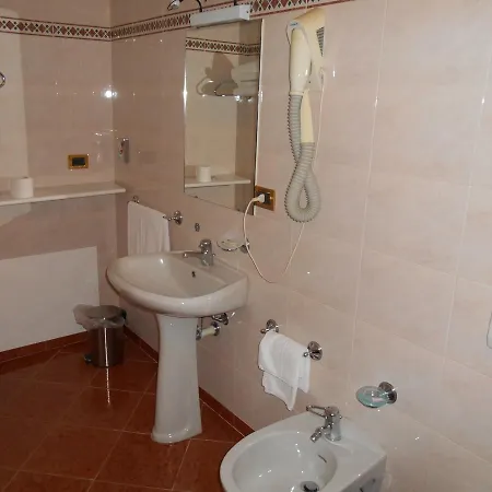 Hotel Paris 3*