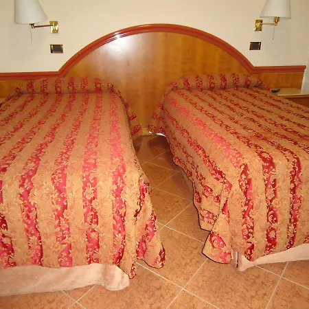 Hotel Paris Castel Goffredo